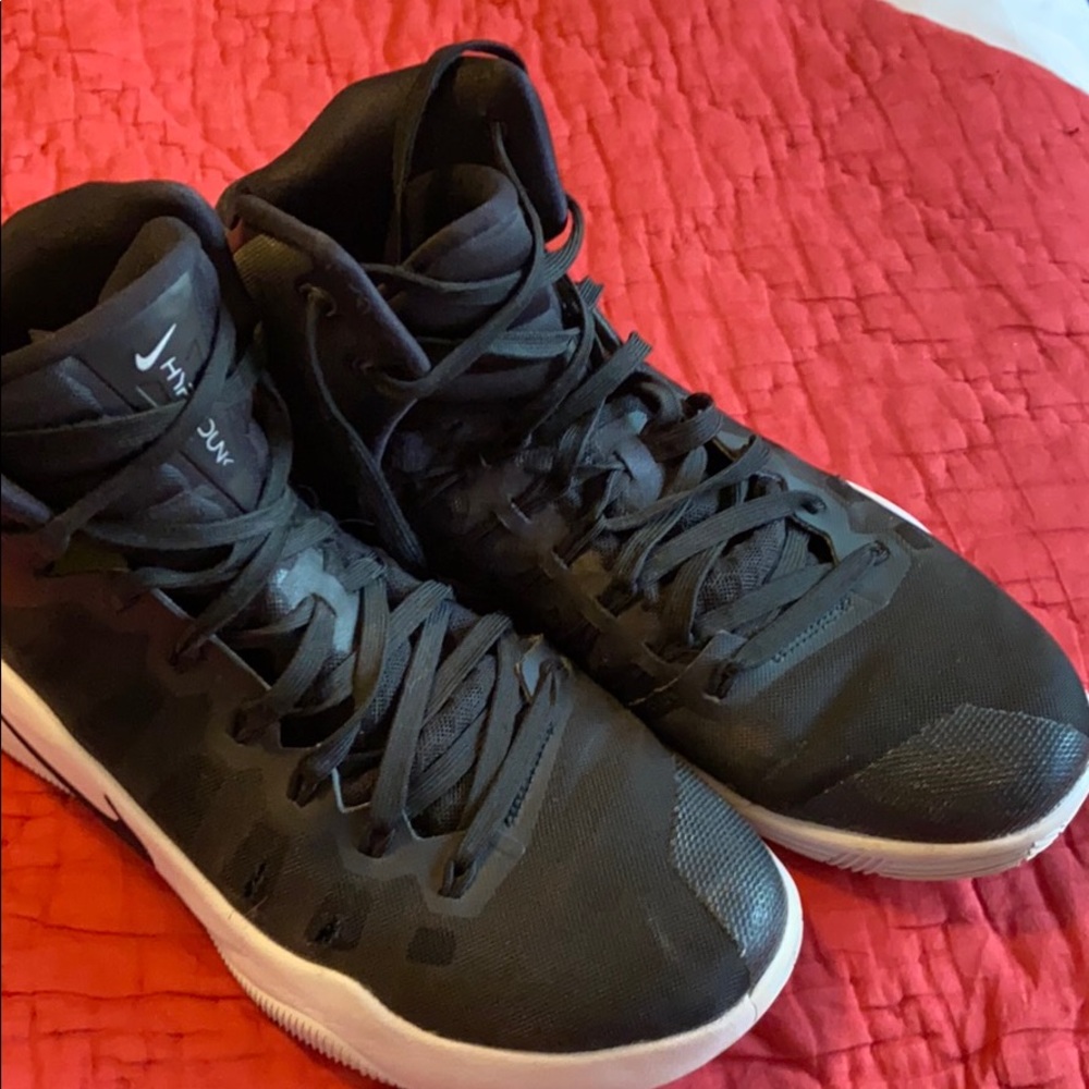 Nike hightop womens 10.5 med width athletic shoe
